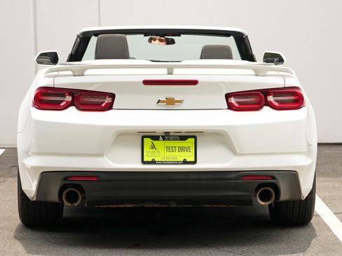 Used 2020 Chevrolet Camaro LT RWD image 40