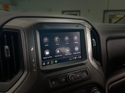 Used 2025 Chevrolet Silverado 1500 Custom Trail Boss w/ Turbomax Blackout Package AWD/4WD image 26