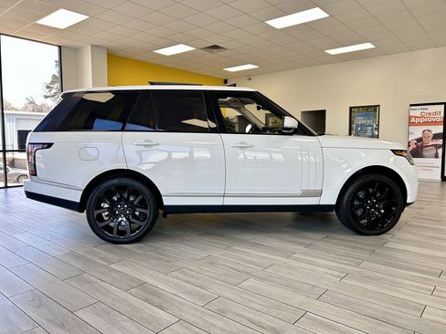 Used 2017 Land Rover Range Rover HSE image 5