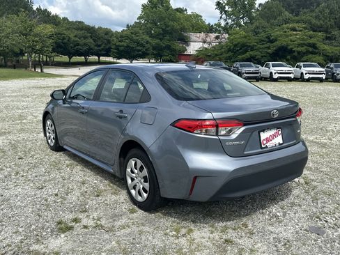 Used 2023 Toyota Corolla LE FWD image 7