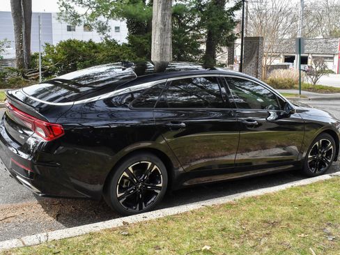 Used 2023 Kia K5 GT-Line image 8