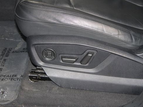 Used 2023 Audi Q7 3.0T Premium Plus image 16