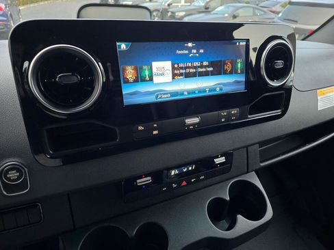 New 2025 Mercedes-Benz Sprinter 2500 image 12