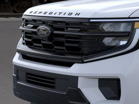 New 2026 Ford Expedition Max Platinum w/ Stealth Appearance Package AWD/4WD image 17