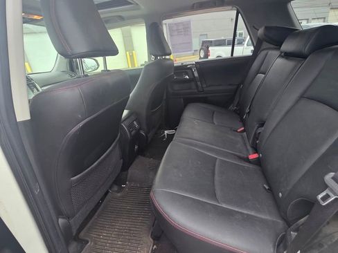 Used 2020 Toyota 4Runner Venture w/ Moonroof Package image 32