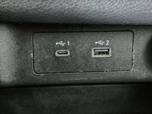 Used 2021 Nissan Rogue SV w/ Premium Package FWD image 25