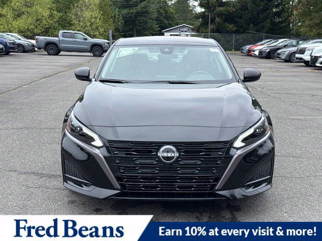 New 2026 Nissan Altima 2.5 SV FWD image 2