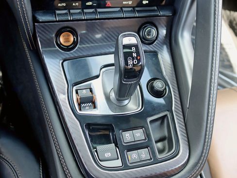 Used 2015 Jaguar F-TYPE R RWD image 25