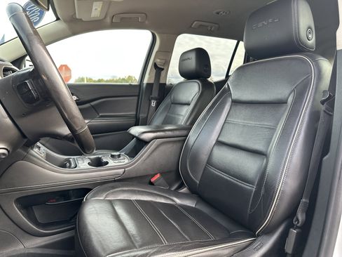 Used 2020 GMC Acadia Denali image 26