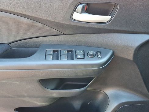 Used 2016 Honda CR-V LX image 14
