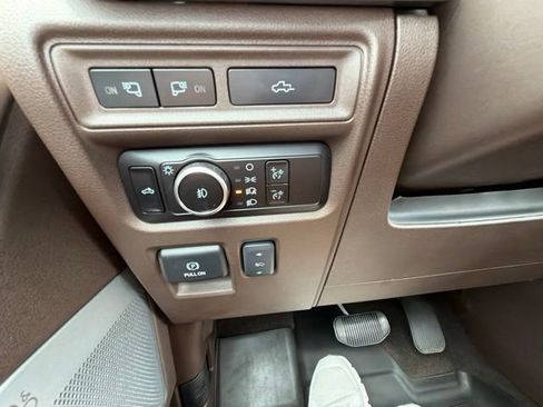 Used 2023 Ford F150 King Ranch w/ Equipment Group 601A High AWD/4WD image 27