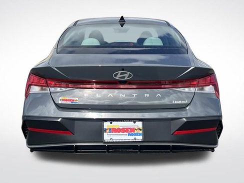 New 2026 Hyundai Elantra Limited image 5