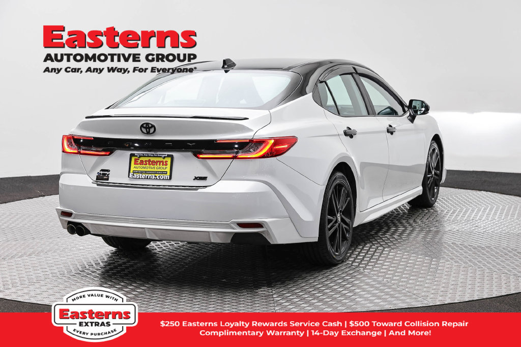 Used 2025 Toyota Camry XSE AWD/4WD image 6