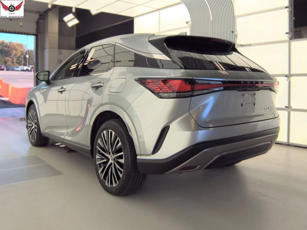 Used 2024 Lexus RX 350 w/ Convenience Package AWD/4WD image 2