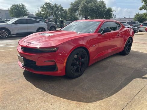 Used 2022 Chevrolet Camaro SS RWD image 2