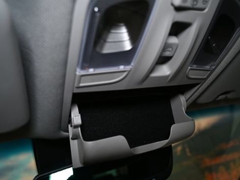 Used 2023 Hyundai Kona Limited w/ Cargo Package FWD image 46