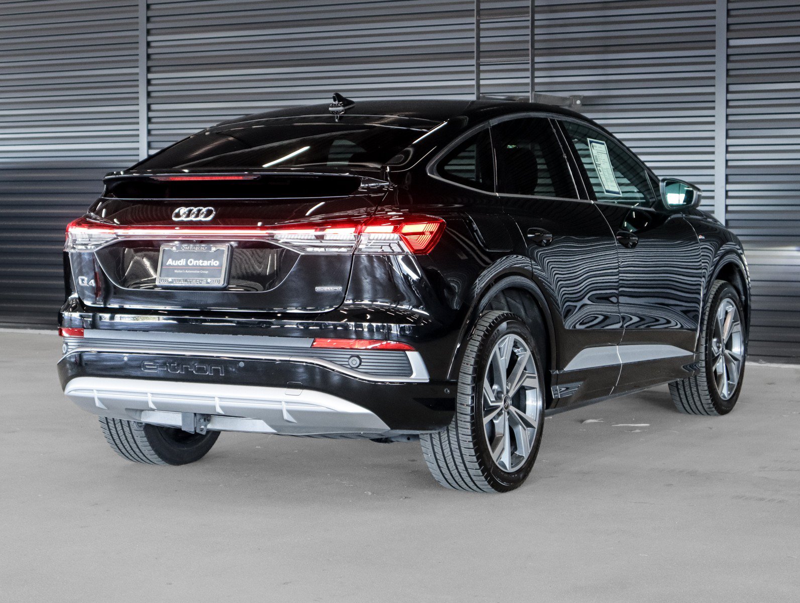 Used 2023 Audi Q4 e-tron Prestige AWD/4WD image 15