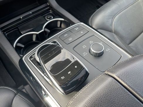 Certified 2018 Mercedes-Benz GLS 550 4MATIC image 15