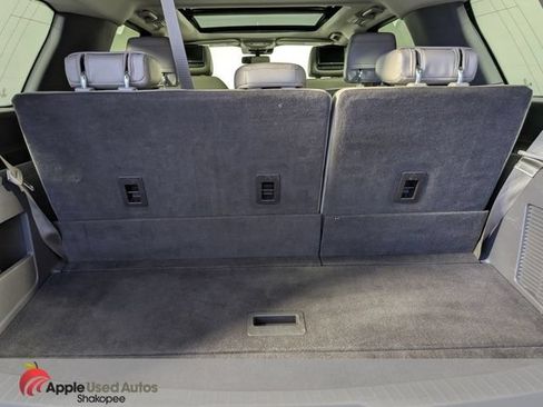 Used 2018 Ford Expedition Limited w/ Equipment Group 301A AWD/4WD image 9