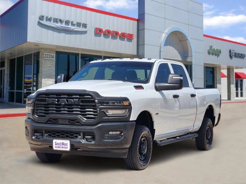 Used 2025 RAM 2500 Tradesman AWD/4WD image 2