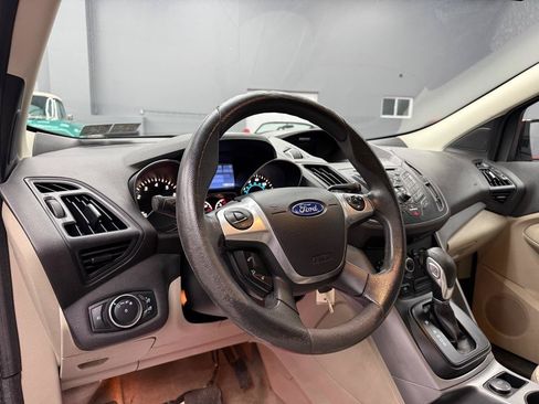 Used 2015 Ford Escape SE AWD/4WD image 8