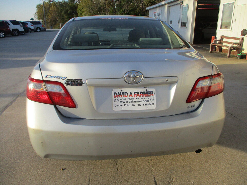 Used 2007 Toyota Camry LE FWD image 5