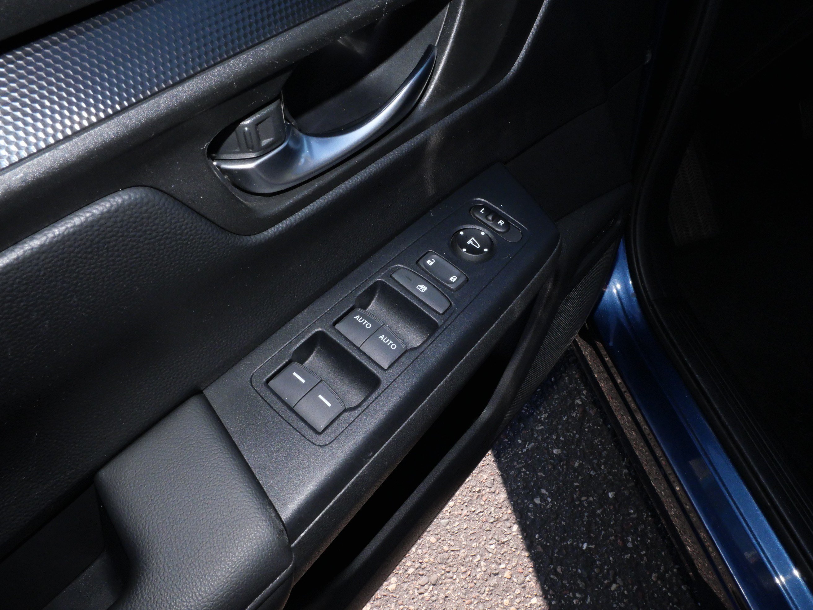 Used 2024 Honda CR-V EX image 20
