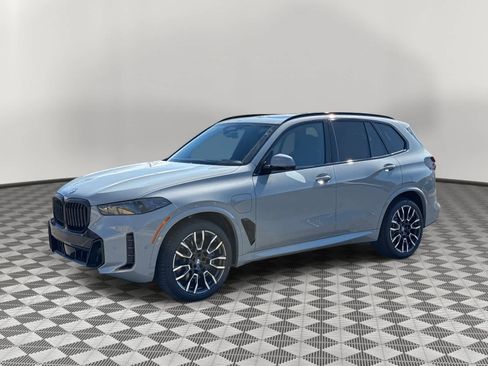 New 2026 BMW X5 xDrive50e w/ M Sport Package image 1