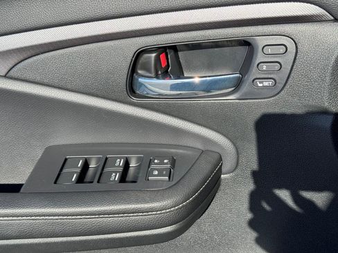 Certified 2025 Honda Ridgeline RTL image 25