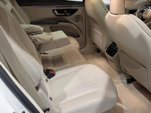 Certified 2023 Mercedes-Benz EQS 580 4MATIC SUV image 21
