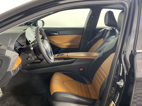 Used 2022 Toyota Avalon Touring w/ Carpet Mat Package (TMS) FWD image 25