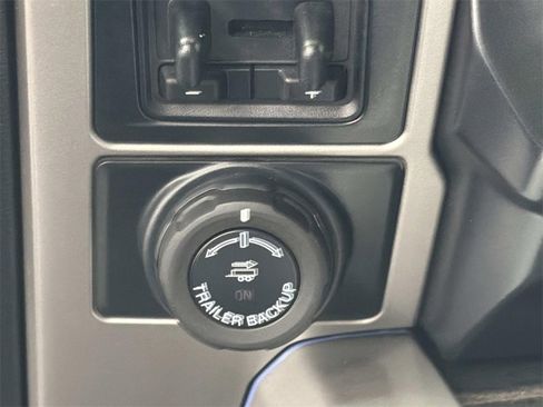 Used 2022 Ford F250 Lariat w/ Tremor Off-Road Package image 18