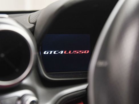 Used 2018 Ferrari GTC4Lusso V12 image 41