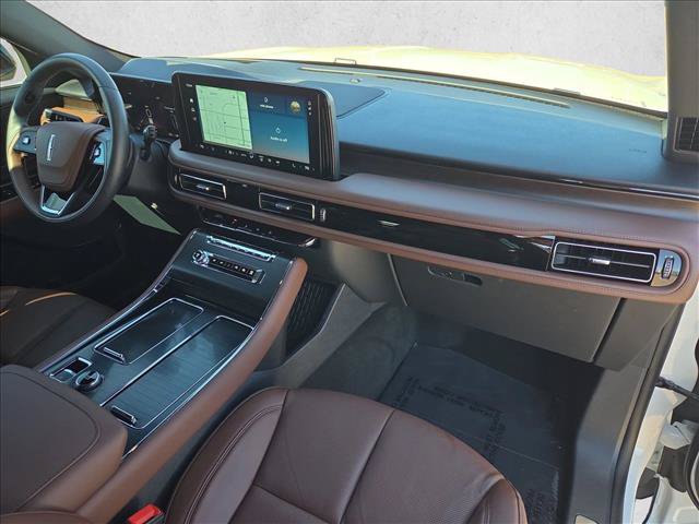 Used 2026 Lincoln Aviator Reserve w/ Illumination Package RWD image 30