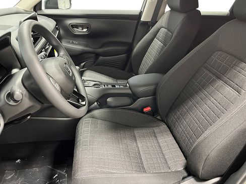 Certified 2026 Honda HR-V LX image 12