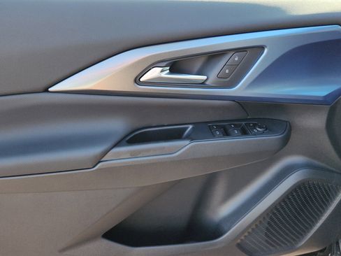 New 2026 Chevrolet Equinox EV LT image 11