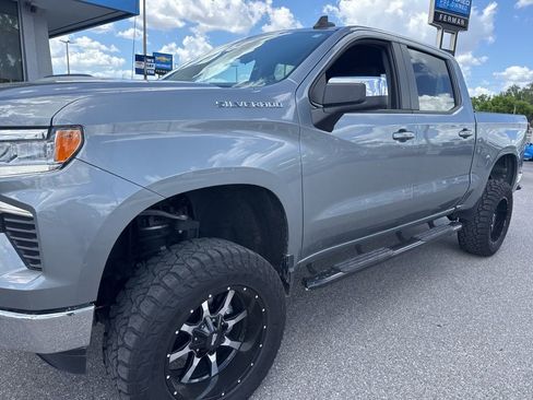 Used 2023 Chevrolet Silverado 1500 LT image 6