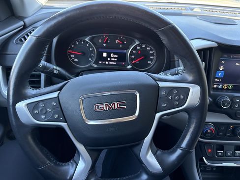 Used 2020 GMC Terrain SLT w/ Preferred Package image 16