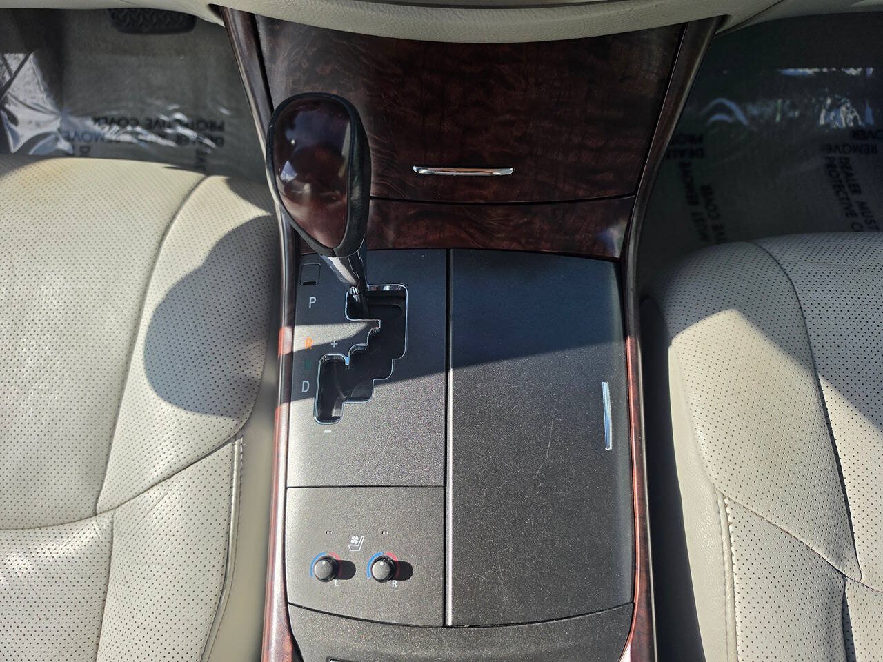 Used 2011 Toyota Avalon Limited FWD image 35
