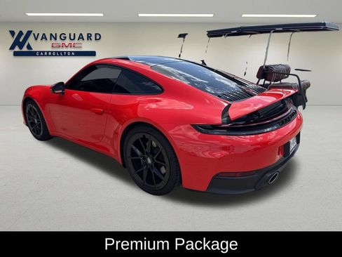 Used 2025 Porsche 911 Carrera RWD image 4