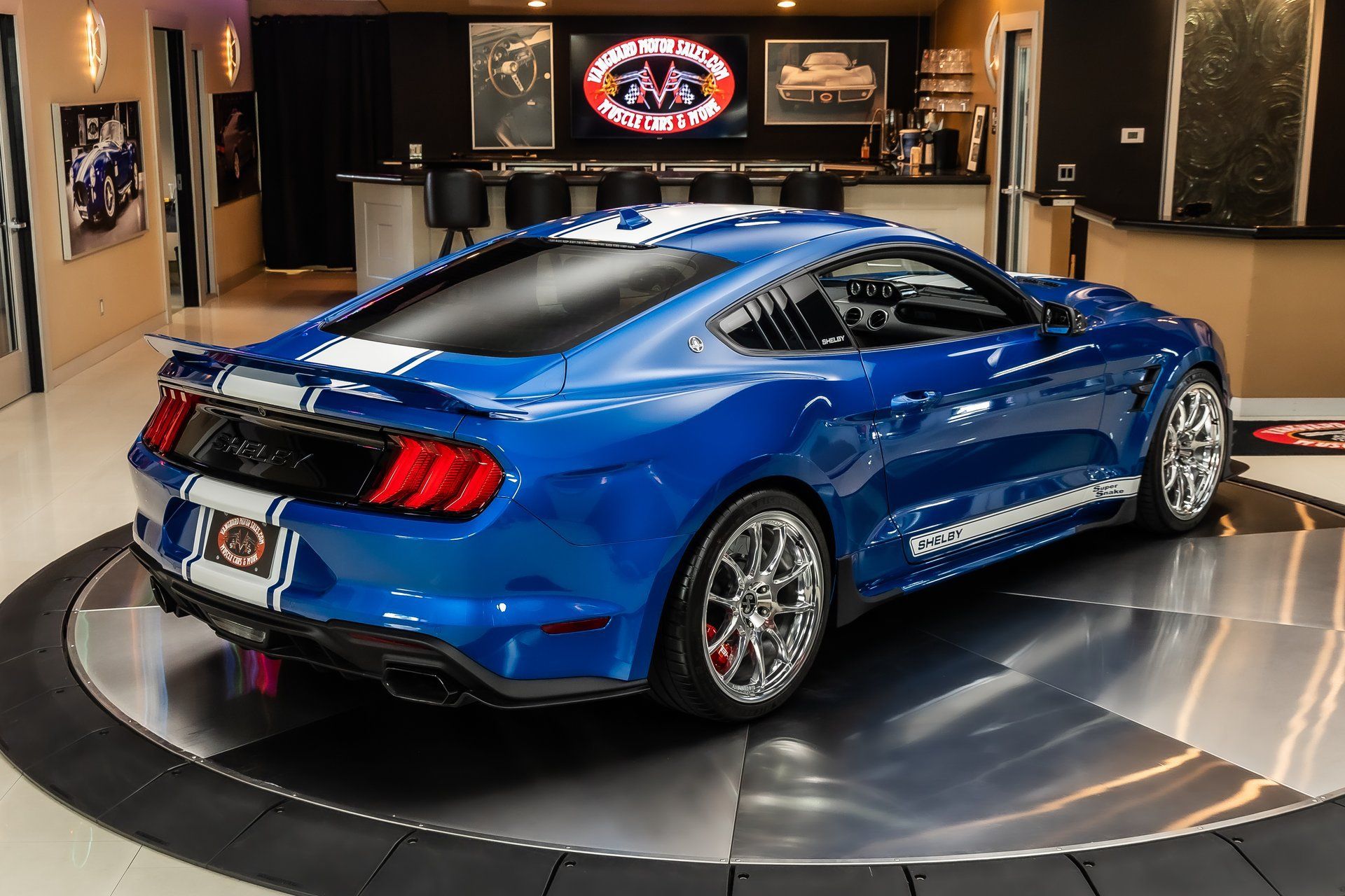 Used 2021 Ford Mustang GT Premium w/ Equipment Group 401A RWD image 13