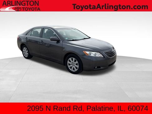 Used 2009 Toyota Camry XLE image 1