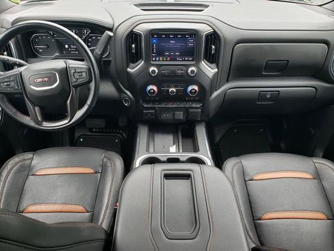 Used 2022 GMC Sierra 1500 AT4 w/ AT4 Preferred Package AWD/4WD image 17