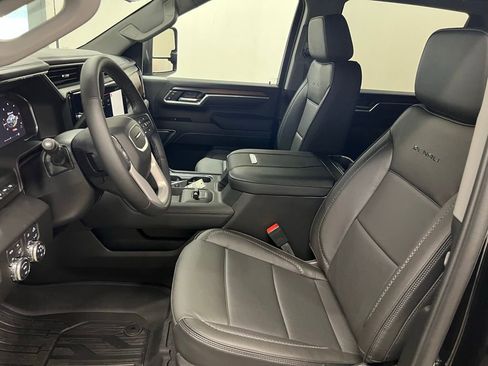 New 2026 GMC Sierra 2500 Denali w/ Technology Package image 32
