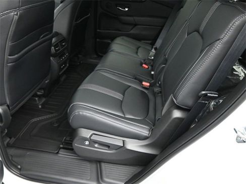 New 2025 Honda Pilot EX-L image 31