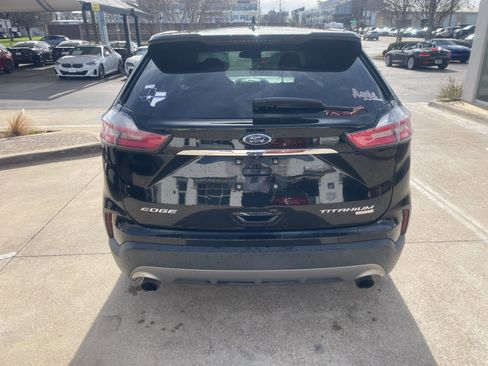 Used 2019 Ford Edge Titanium w/ Equipment Group 301A image 6