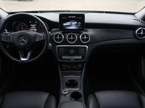 Used 2020 Mercedes-Benz GLA 250 GLA 250 image 10