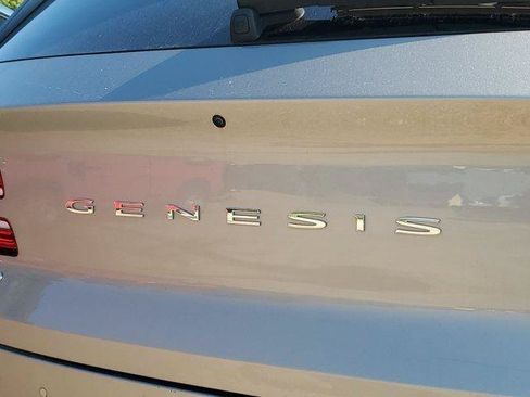 Used 2024 Genesis GV80 2.5T AWD/4WD image 6