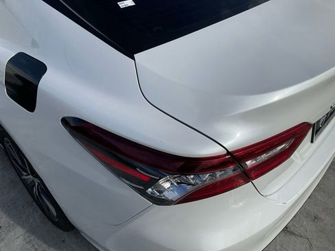 Used 2021 Toyota Camry XLE image 35