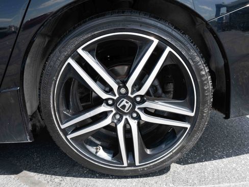 Used 2016 Honda Accord Sport image 28
